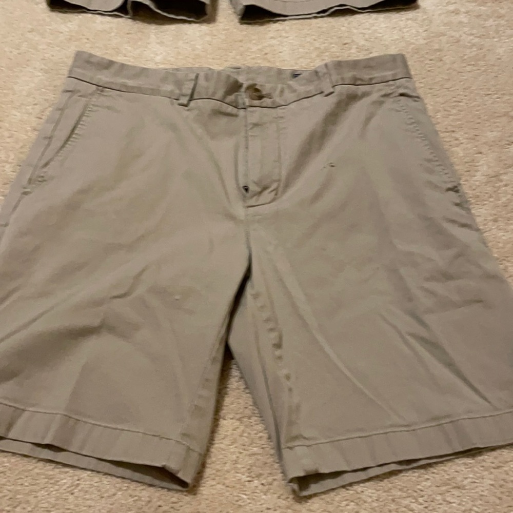 Vineyard Vines men’s shorts
